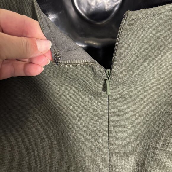 W By Worth Sleeveless Colorblock Shift Dress With Leather Pocket Detail - Picture 6 of 12